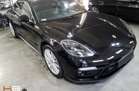 Porsche Panamera Turbo